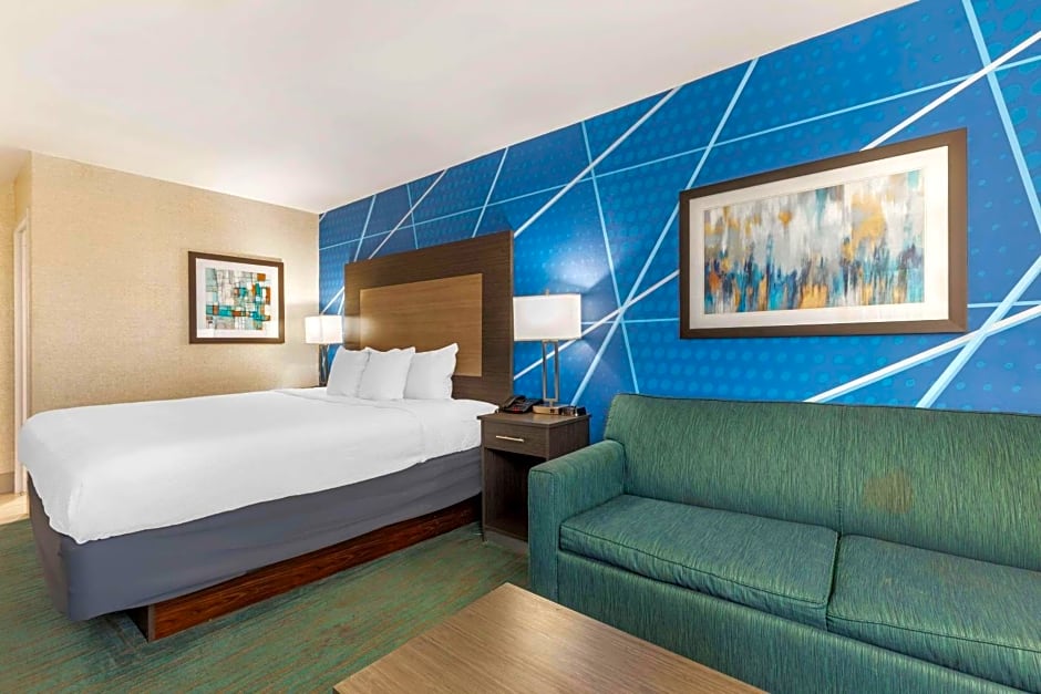 Comfort Inn Dallas North Love Field Airport