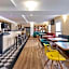 ibis Rochefort
