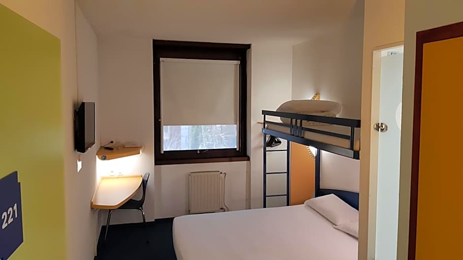 Kyriad Direct Montauban Centre