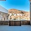 Amal Kythnos Suites