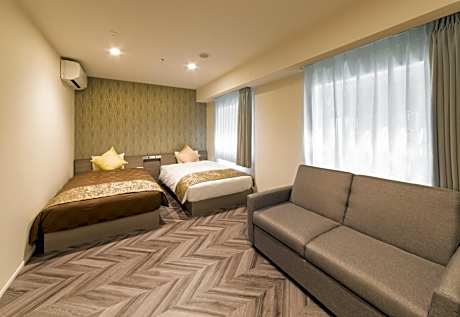 Triple Room - Non-Smoking