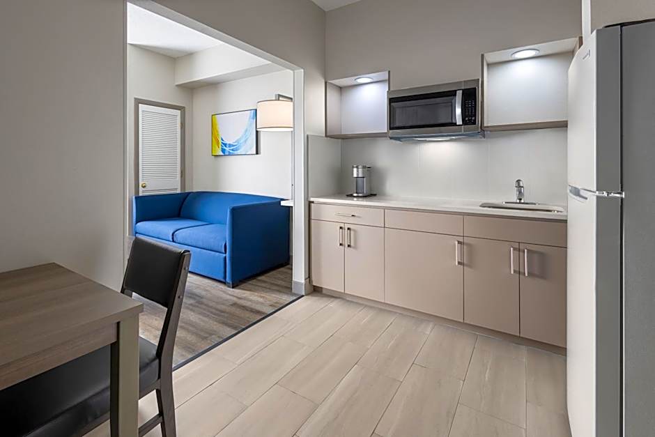 Holiday Inn Express & Suites Leesburg - Historic District by IHG