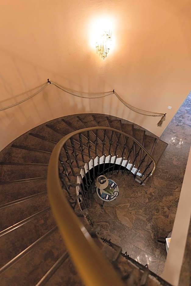 Hotel Hanseat Hamburg - Free Parking