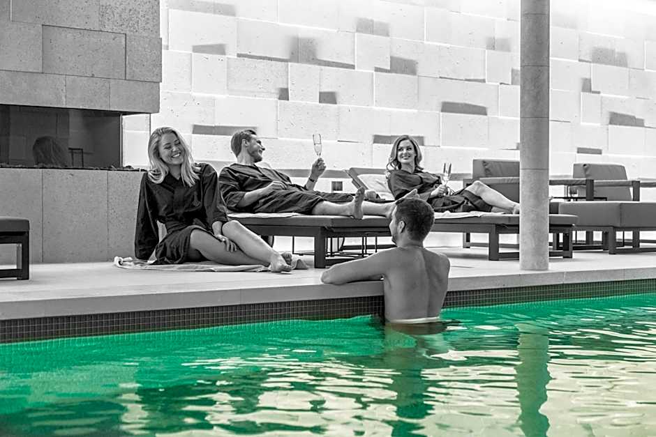 The Lamp Hotel & Spa