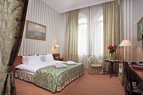 Junior Suite Capacity 1