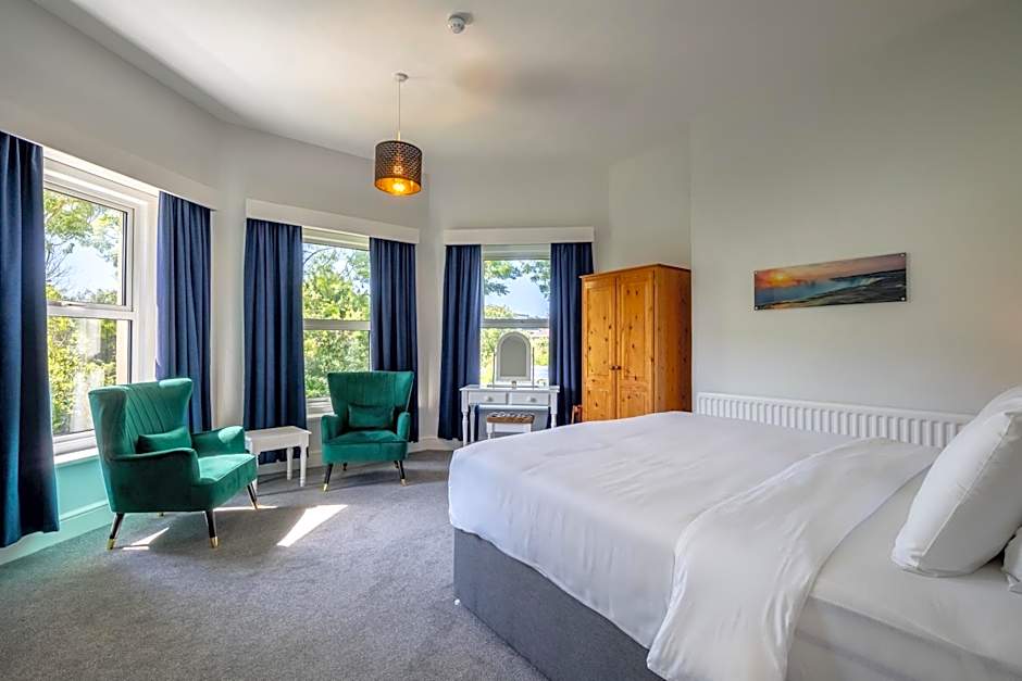 Cosy Wolf Bed & Breakfast