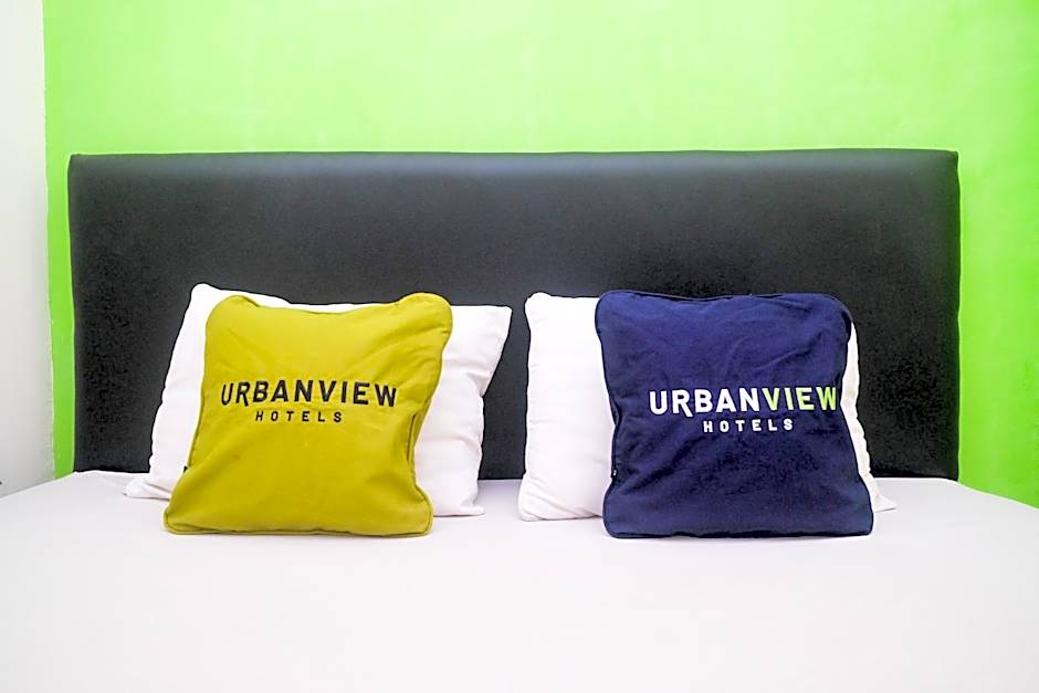 Urbanview Hotel AVA Semarang near Akademi Kepolisian Semarang by RedDoorz