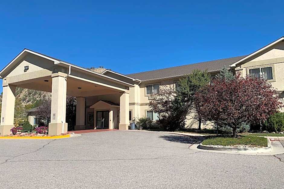 Wingate by Wyndham New Castle - Glenwood Springs