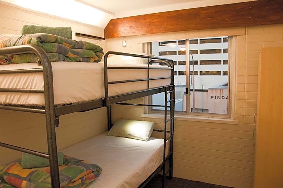 Kangaroo Inn