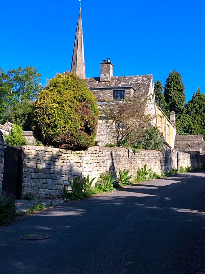 Cotswold Lodge