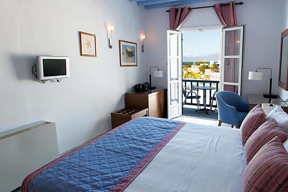 Poseidon Hotel Suites