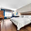 Holiday Inn Express Hotel & Suites Santa Cruz By IHG