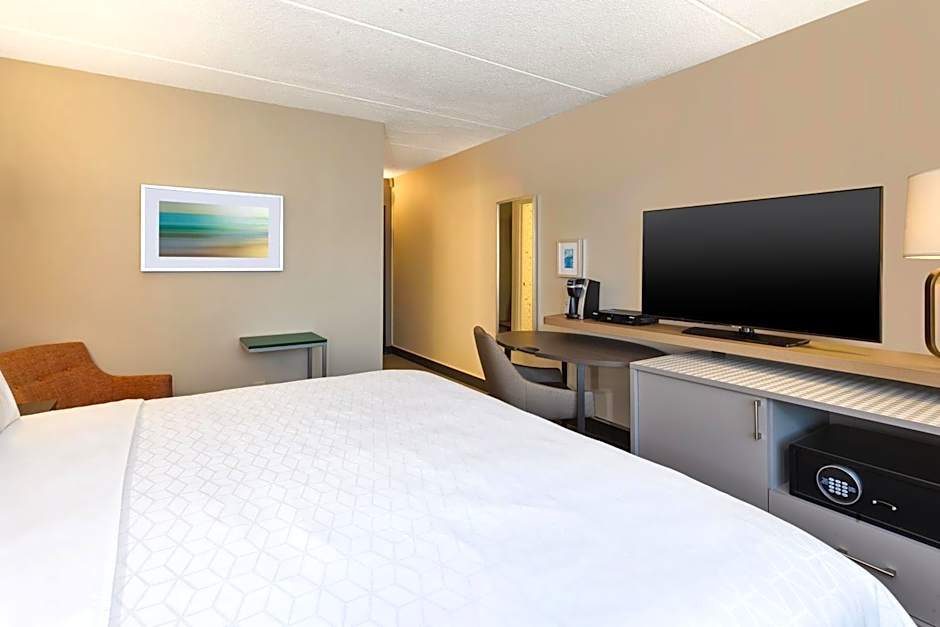Holiday Inn Westbury-Long Island By IHG