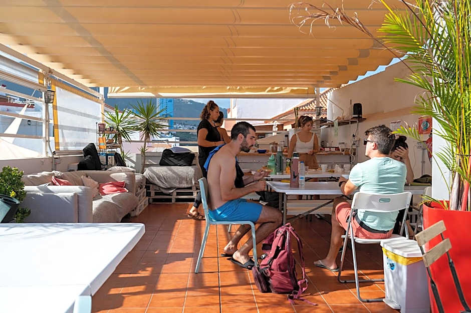 Puerto Nest Hostel