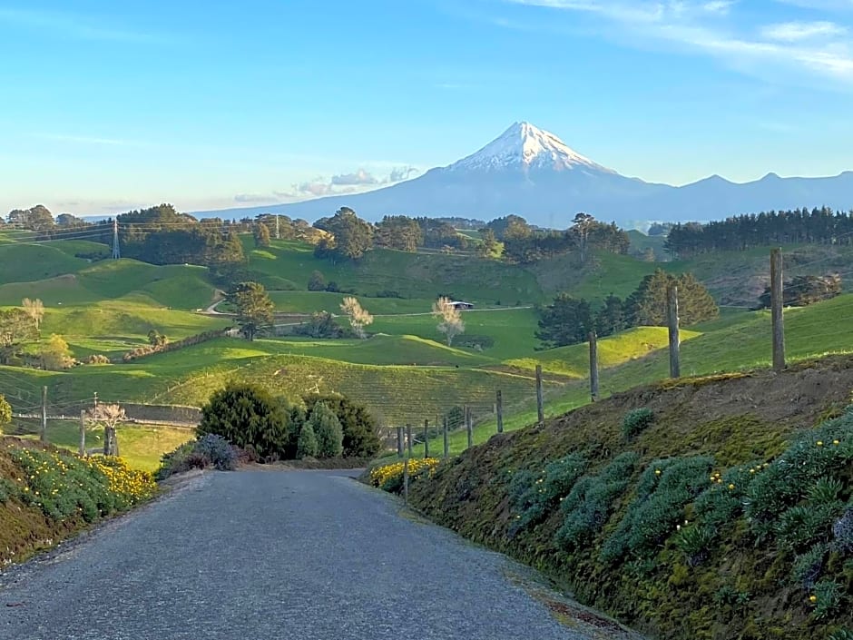 Taranaki Country Lodge