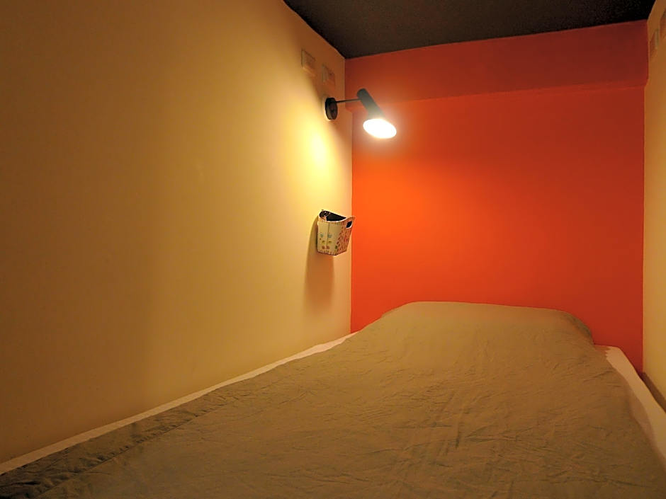 Knock Knock Hostel