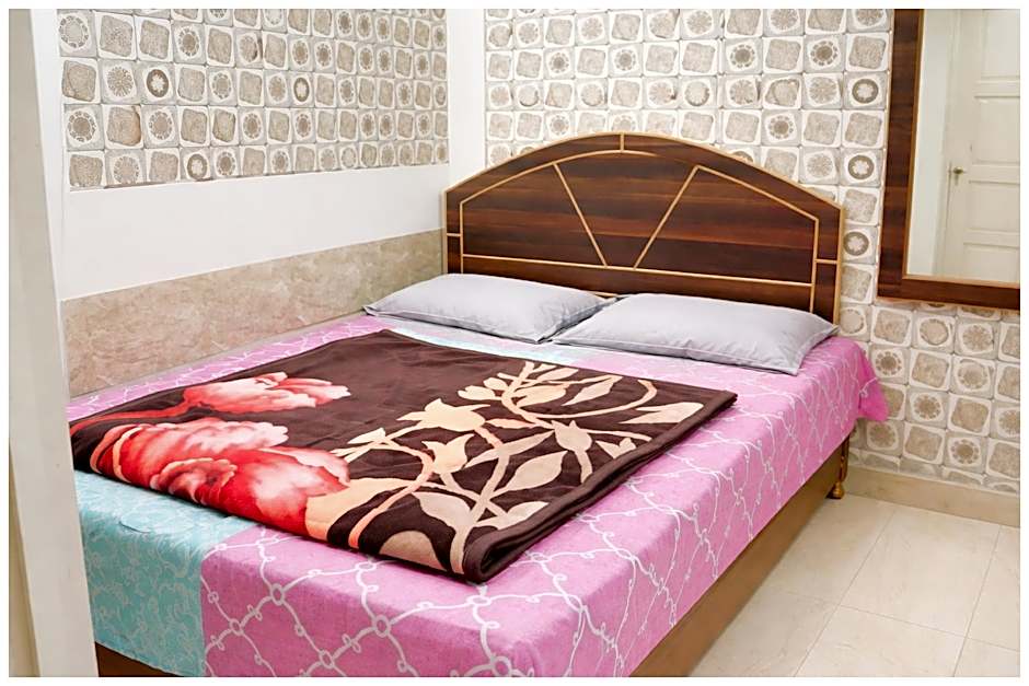 Goroomgo Sai Kripa Guest House Near Har Ki Pauri Haridwar