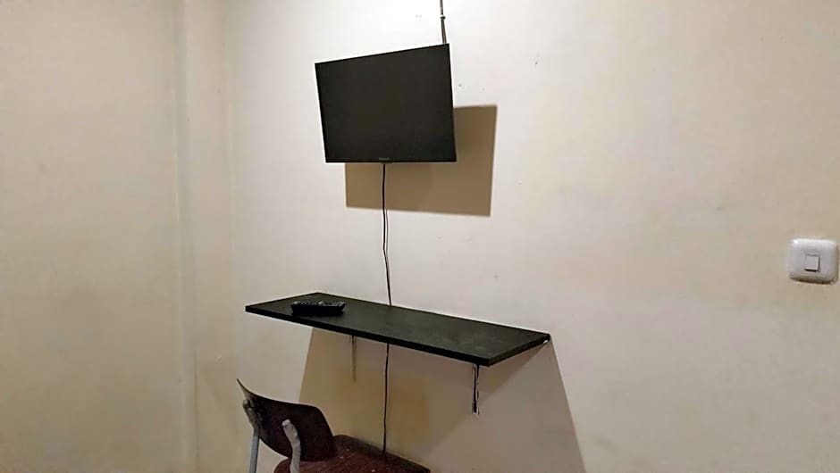 RedDoorz at Jalan Sam Ratulangi Manado