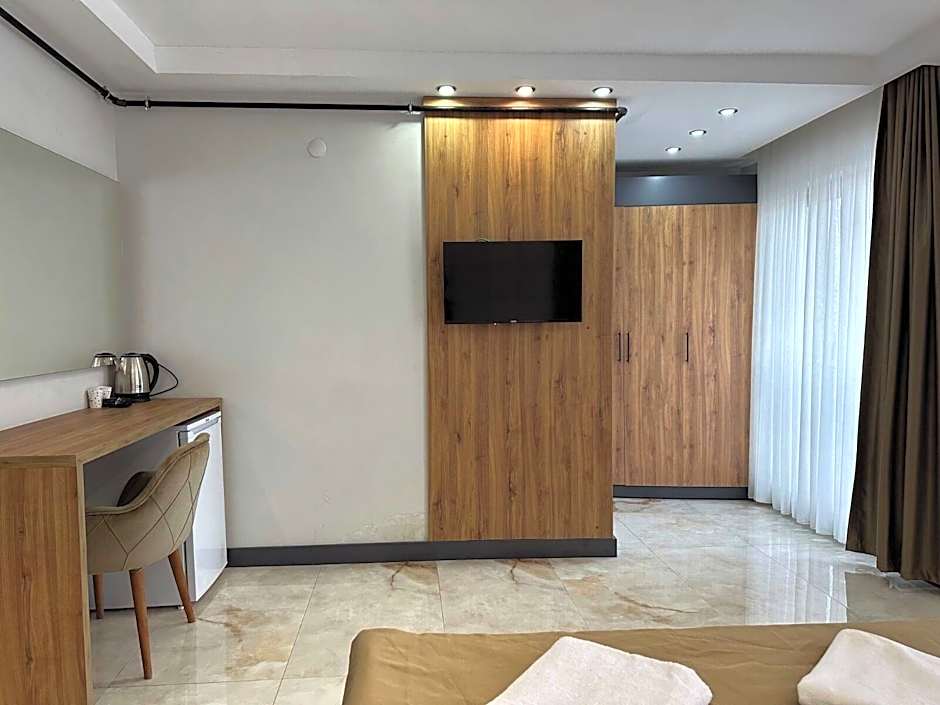 Pars Palas Hotel