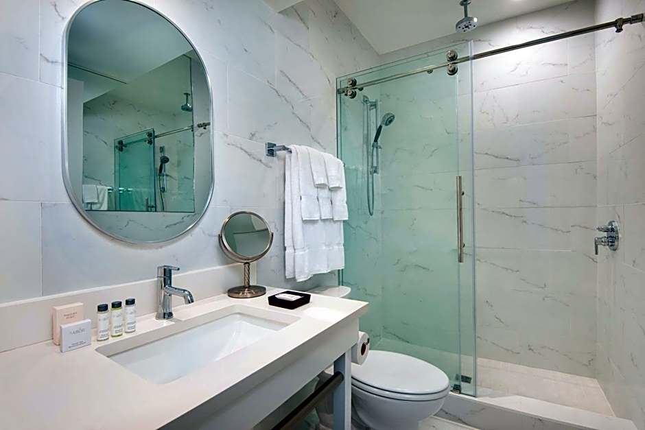 Grand Galvez Resort, Autograph Collection