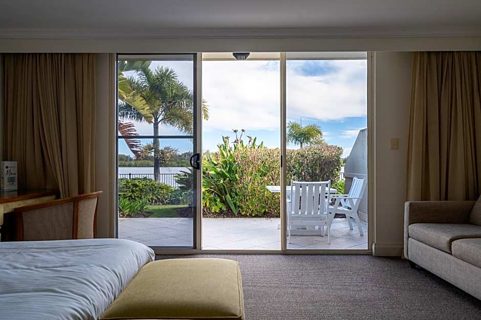 Harrington River Lodge