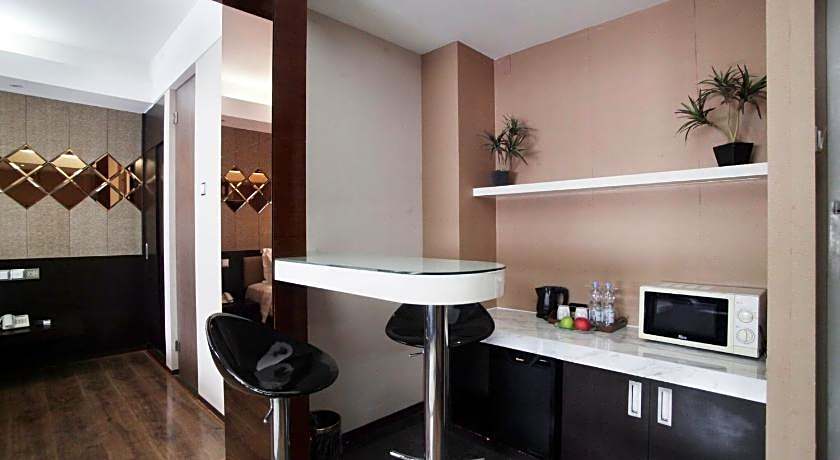 Favor Hotel Makassar City Center by LIFE