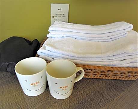 Eco-friendly Run Of House - Ground Floor