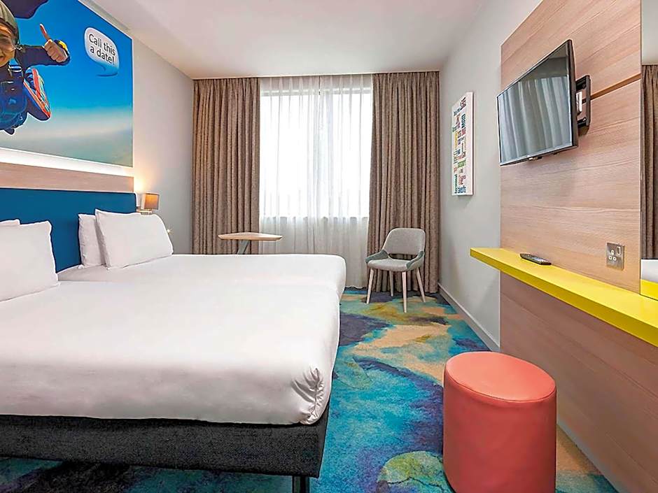 ibis Styles London Heathrow Airport