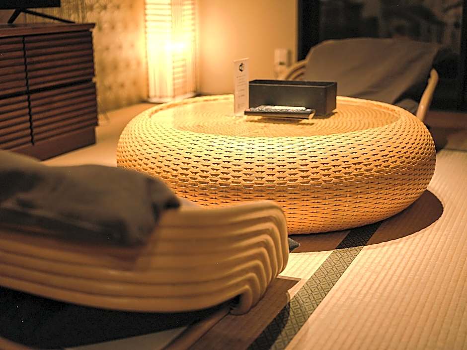 Tsumugi Shimabara Oomon Bettei – Kyoto, IL