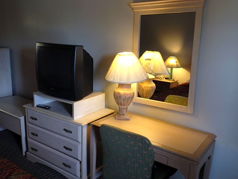 The Brooke Hotel