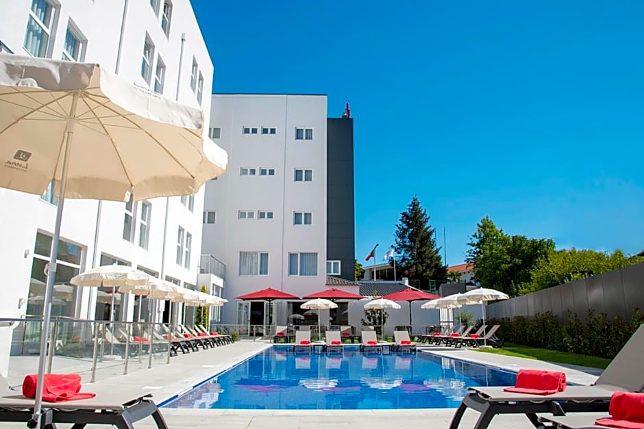 Luna Hotel de Tábua