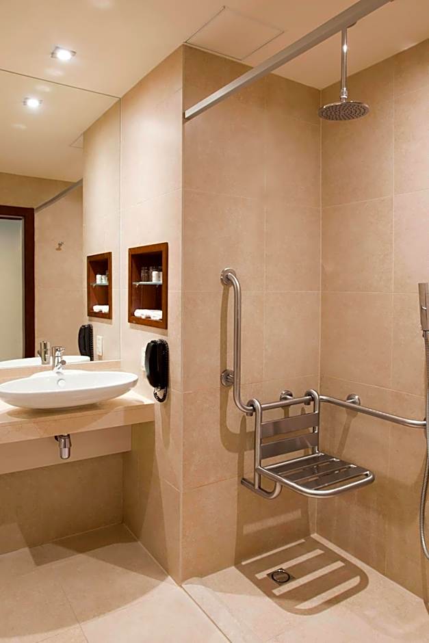 Sheraton Poznan Hotel