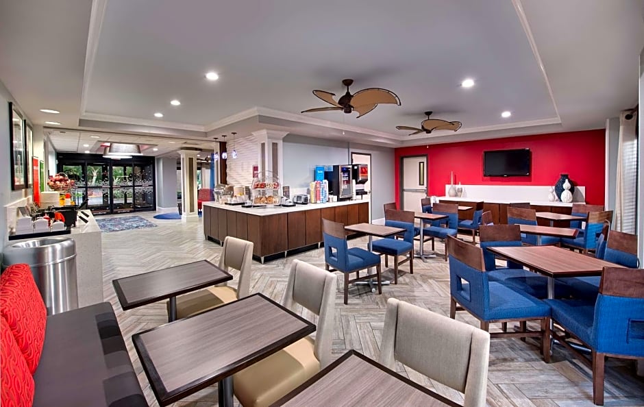 Hampton Inn By Hilton Naples-I-75