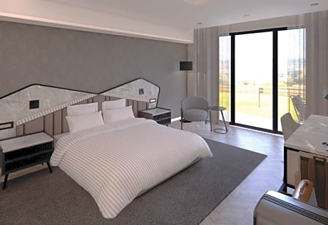 Executive Suite City View