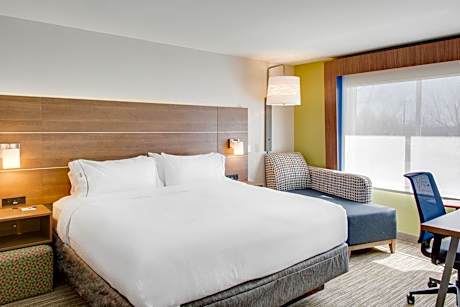 Holiday Inn Express Hotel & Suites Chickasha By IHG