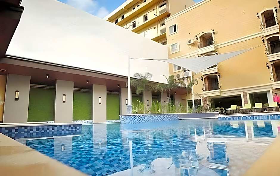 Villa Caceres Hotel