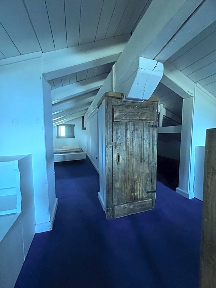Photo 1 of 21 of Maisonette