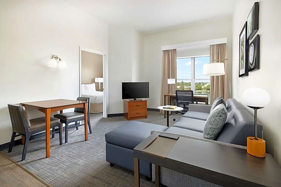 Residence Inn by Marriott Des Moines West at Jordan Creek Town Center