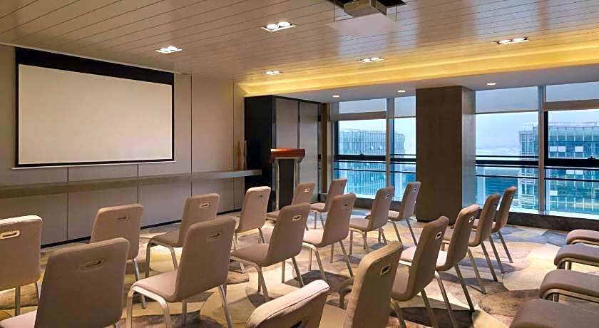 Hyatt House Shenzhen Airport