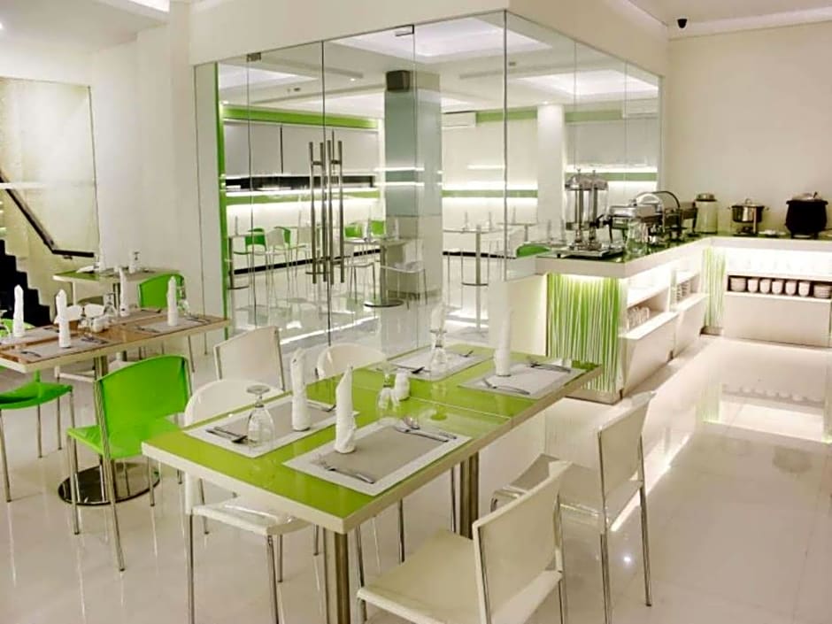 Everbright Ambon Hotel