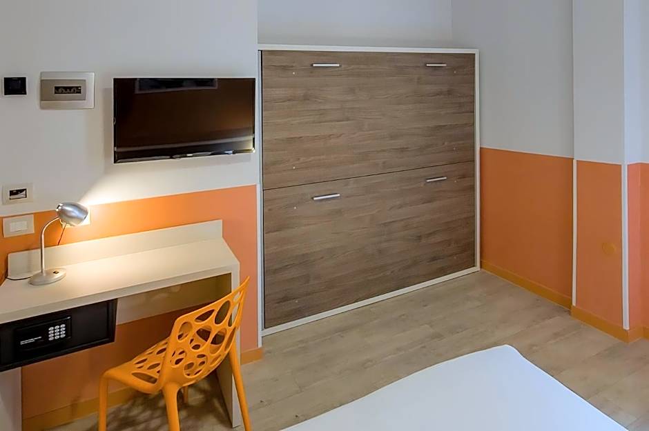 Hotel Nologo