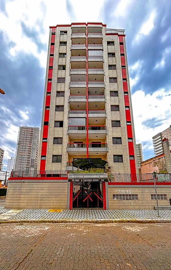 Excelente apto a 170m da Praia da Aviacao SP