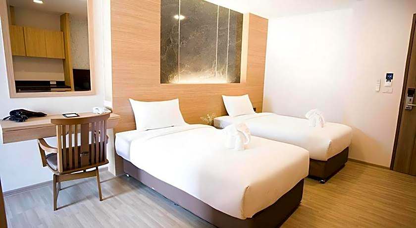 B2 Amata Nakorn Premier Hotel