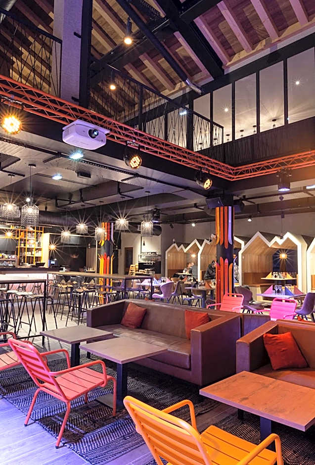 Base Camp Lodge Hotels