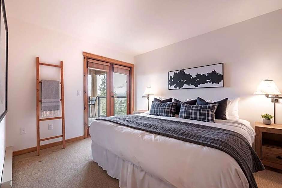 Taluswood Ridge by Outpost Whistler