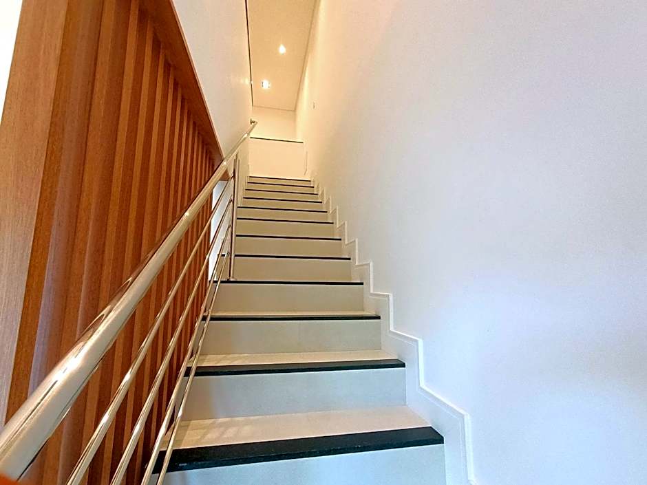 SIR 102 Excepcional duplex en Canto Grande