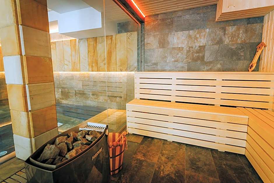 Lostrita - Pastravarie, Hotel & SPA