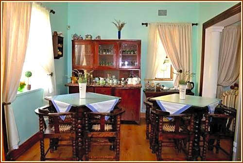 Jock-Inn Guest House