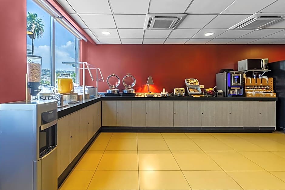 City Express Junior by Marriott Tuxtla Gutierrez Poliforum