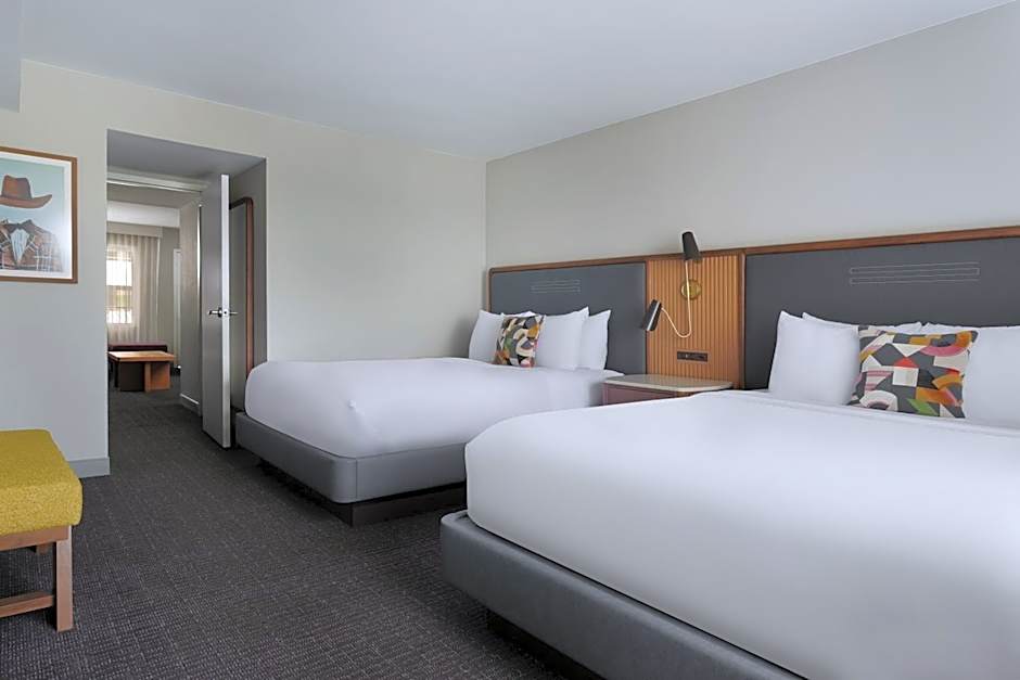 The Lamar – Arlington, TX